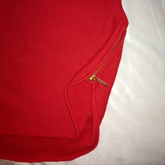 EUC Plus Size MICHAEL by Michael Kors Red Sweater with Gold Zip Detail – Size 1X - Picture 6 of 16